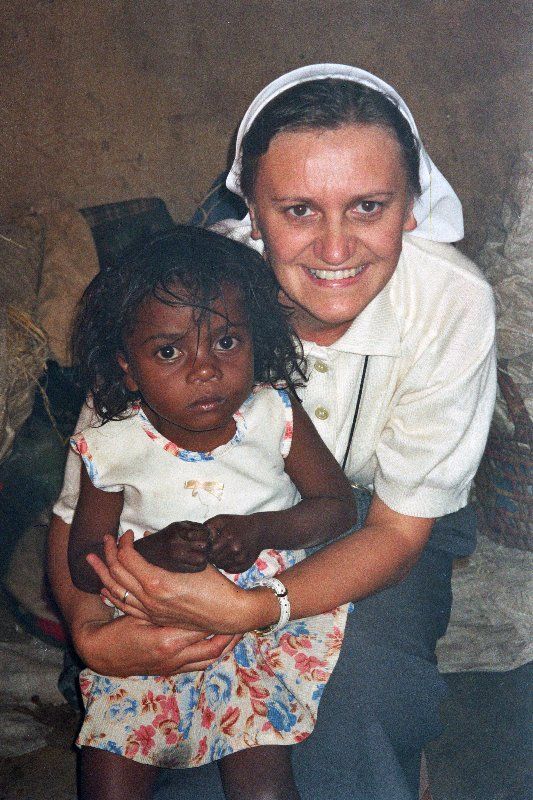 Hasina, mała dziewczynka z plemienia Betsileo